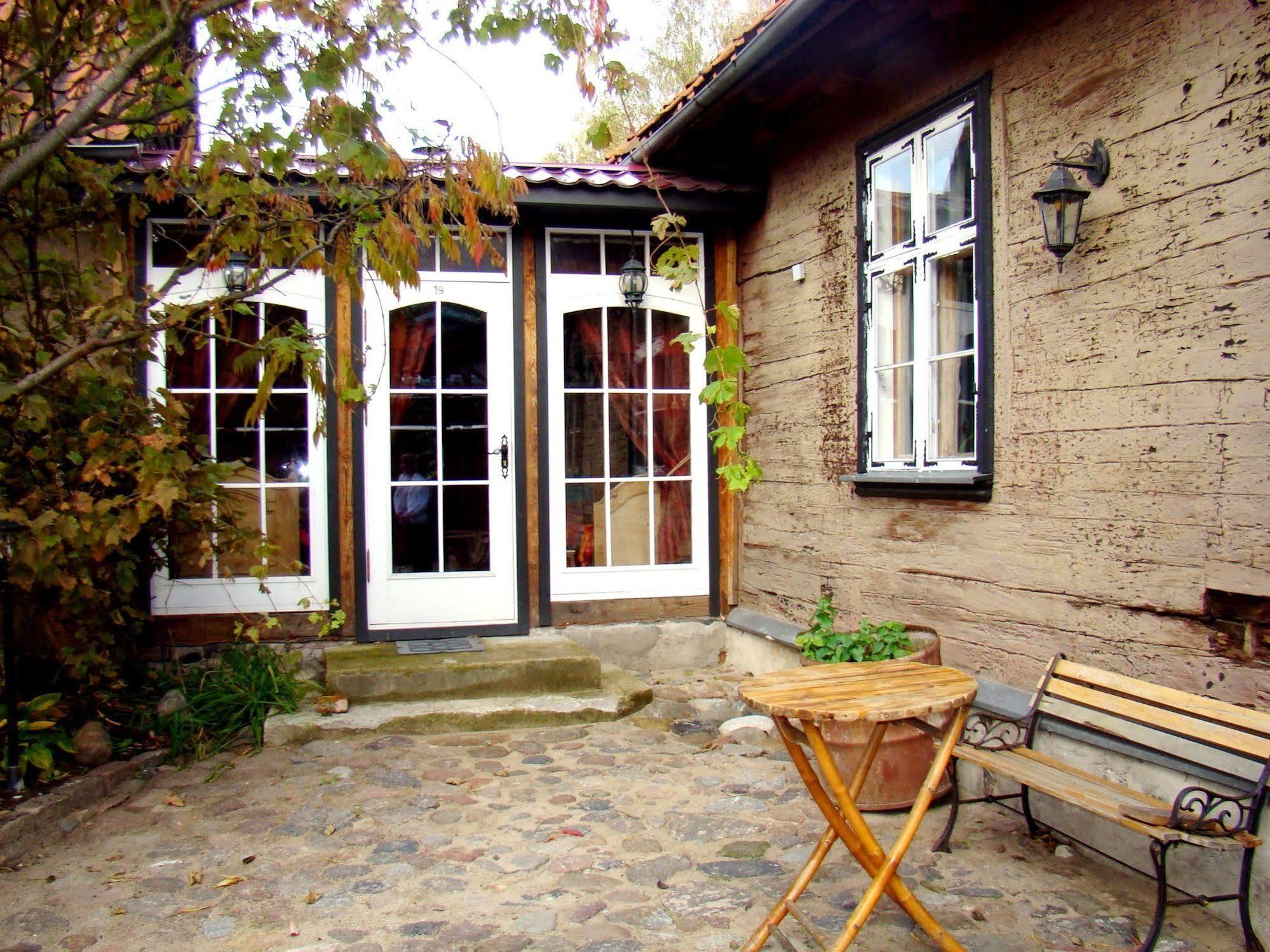 Fontaine Valhalla Hotel Liepāja Екстериор снимка